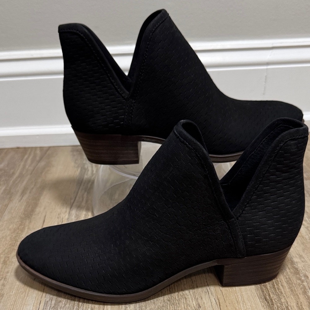 Lucky Brand Women's Baley Fashion Boot, Black Sz 8M NWOT